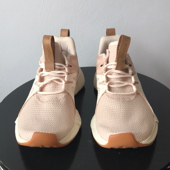 Pink Reeboks - Picture 2 of 8